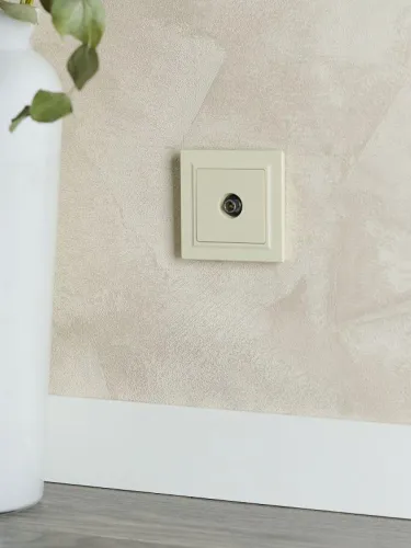 Розетка телевизионная оконечная TV СП Brite РТВ11-0-БрКр механизм беж. IEK BR-A10-O-K10 фото 8