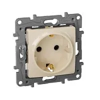 Розетка 1-м СП Etika 16А IP31 250В 2P+E с заземл. защ. шторки немецк. стандарт винтов. клеммы механизм сл. кость IEK 672322