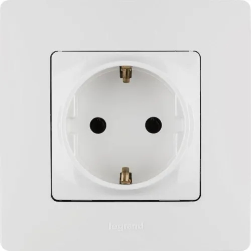Розетка 1-м СП Etika 16А IP20 250В 2P+E с заземл. немецк. стандарт винтов. клеммы механизм бел. IEK 672221 фото 3