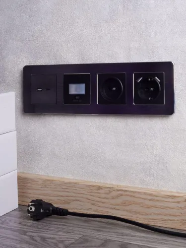 Рамка 4-м BRITE РУ-4-1-Бр метал. черн. RE AL IEK BR-M42-M-21-K02 фото 2