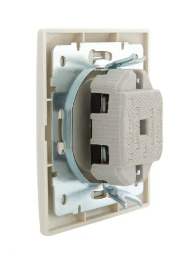 Розетка 1-м СП Mira 16А IP20 без заземл. со вставкой керамика крем. LEZARD 701-0303-121 фото 3
