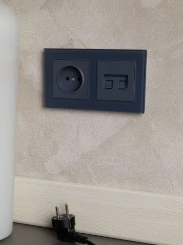 Рамка 2-м BRITE РУ-2-2-Бр стекло маренго матов. IEK BR-M22-G-31-K35 фото 2