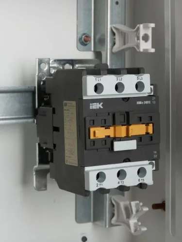 Контактор КМИе-34012 40А 230В/АС3 1НО 1НЗ GENERICA KKME31-040-230-11 фото 9