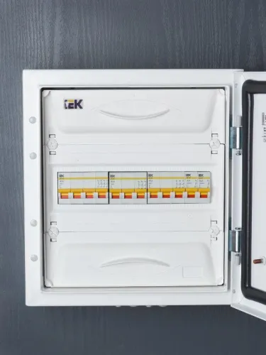 Выключатель нагрузки (мини-рубильник) 3п 63А ВН-32 KARAT IEK MNV10-3-063 фото 3