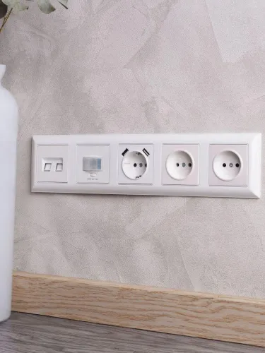 Рамка 5-м BRITE РУ-5-Бр бел./бел. IEK BR-M52-12-K01 фото 5