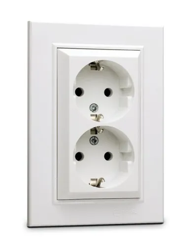 Розетка 2-я с/з СП Karea 16А IP20 бел. Makel 56001082