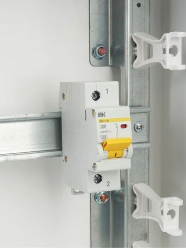 Выключатель автоматический модульный 1п C 80А 10кА ВА47-100 KARAT IEK MVA40-1-080-C фото 2