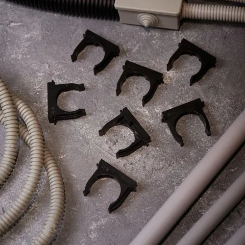 Держатель для труб (клипса) d40мм для монтажного пистолета черн. Rexant 28-0440-2 фото 2