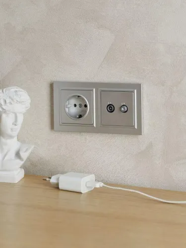 Рамка 2-м BRITE РУ-2-БрА алюм. IEK BR-M22-K47 фото 6