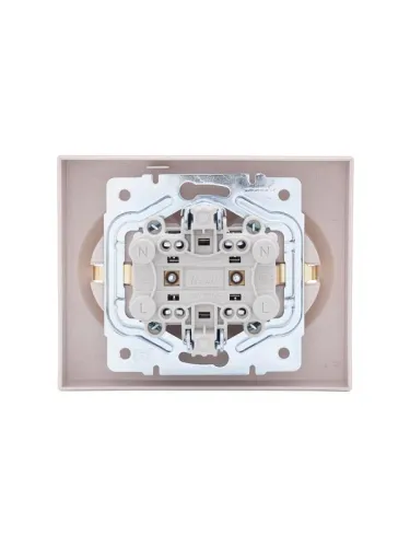 Розетка 2-м СП VESNA с заземл. со шторками ПБТ кремов. LEZARD 742-0300-178B фото 7