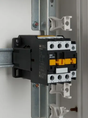 Контактор КМИп-23210 32А 24В/АС3 1НО KARAT IEK KMD21-032-024-10 фото 8