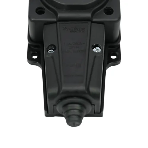 Колодка удлинителя 3-м MultiSet 16А 250В IP44 с заземл. каучук черн. SE MST4103BK фото 2
