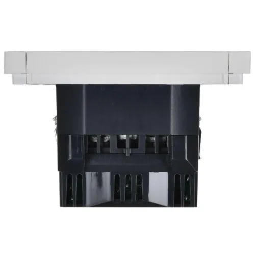 Розетка FORTE&PIANO FP247 16А USB A+C 18Вт с заземл. защ. шторки винт. крепл. бел. IEK FP-R14-16-U22-018-K01 фото 5