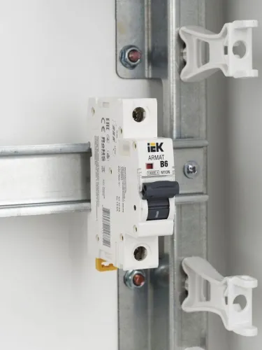 Выключатель автоматический модульный 1п B 6А M10N ARMAT IEK AR-M10N-1-B006 фото 3