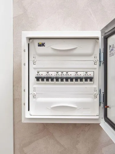 Выключатель автоматический модульный 1п D 50А M06N ARMAT IEK AR-M06N-1-D050 фото 2