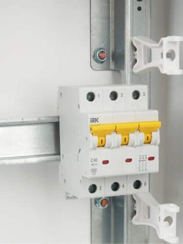 Выключатель автоматический модульный 3п C 40А 6кА ВА47-60M KARAT IEK MVA31-3-040-C фото 10