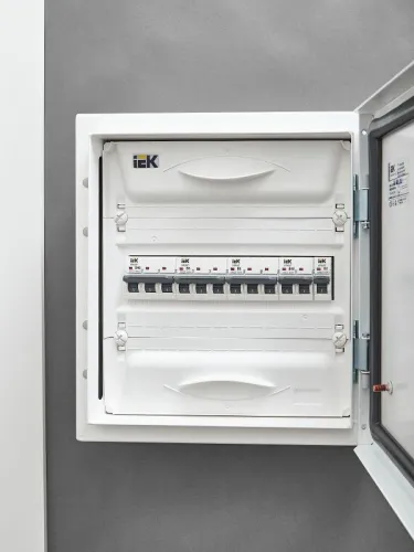 Выключатель автоматический модульный 3п B 3А M06N ARMAT IEK AR-M06N-3-B003 фото 2