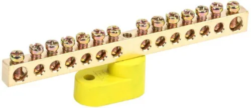 Шина PE "земля" ШНИ-6х9-14-У1-Ж на одном угловом изоляторе IEK YNN10-69-14C1-K05