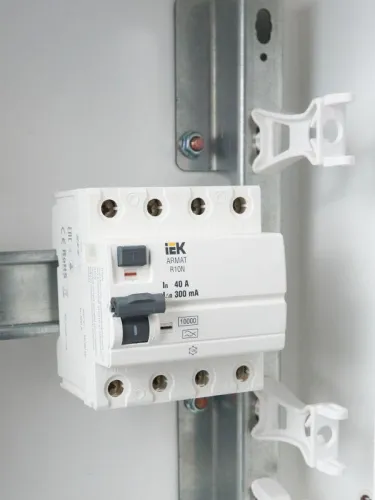 Выключатель дифференциального тока (УЗО) 4п 40А 300мА тип A ВДТ R10N ARMAT IEK AR-R10N-4-040A300 фото 2