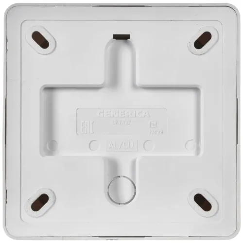 Розетка 4-м ОП Октава 10А IP20 без заземл. бел. GENERICA ERO40-K01-10-DC фото 3