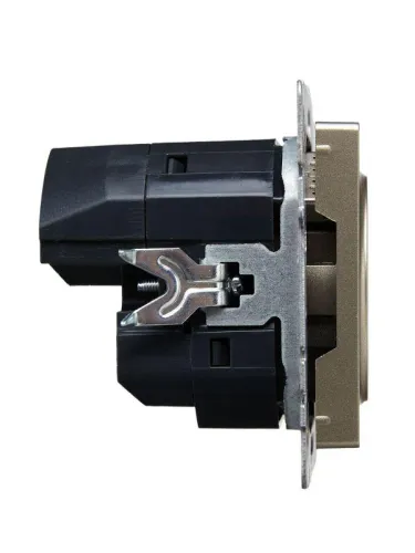 Розетка BRITE РЮш11-1-БрШ 16А с USB A+C 18Вт с заземл. защ. шторки механизм шампань IEK BR-R14-16-U22-018-K37 фото 4