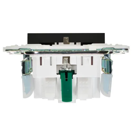 Розетка SKANDY 16А с заземл. защ. шторки безвинт. крепл. SK-R06Bl черн. IEK SK-R14-16-1-K02 фото 6