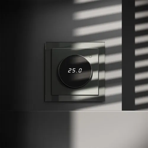 Терморегулятор электронный S70 с индикацией и датчиком для теплого пола механизм титан Voltum VLS070106 фото 2