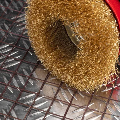 Щетка чашечная для УШМ витая латунированная проволока 125мм М14 Kranz KR-91-1210 фото 7