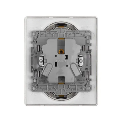 Розетка 2-м СП Etika 16А IP20 250В 2P+E с заземл. немецк. стандарт винт. клеммы в сборе антрацит Leg 672623 фото 2