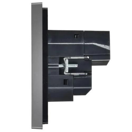 Розетка FORTE&PIANO FP545 16А USB A+A 3.1А с заземл. защ. шторки винт. крепл. сталь IEK FP-R14-16-U21-D31-K46 фото 3