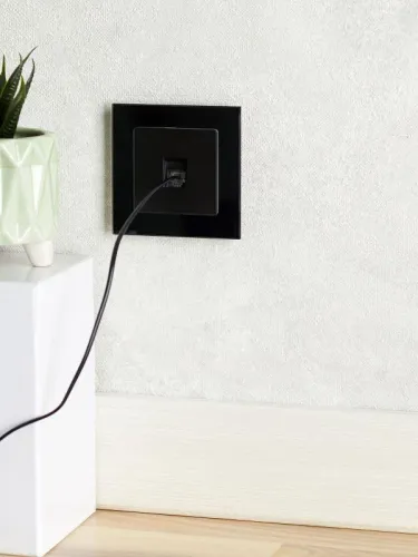 Розетка компьютерная СП RJ45 кат.5E BRITE РК10-БрЧ механизм черн. IEK BR-K10-1-K02 фото 3