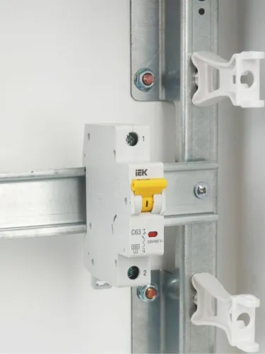 Выключатель автоматический модульный 1п C 63А 6кА ВА47-60M KARAT IEK MVA31-1-063-C фото 10