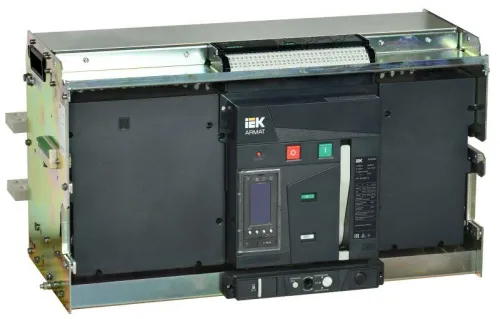 Выключатель автоматический воздушный 4п G 4000А 135кА TY выдвиж. с комплектом аксессуаров ARMAT IEK AR-ACB-4VG-135-4000A-TYCF