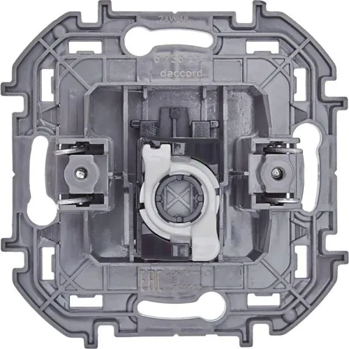 Розетка компьютерная Inspiria RJ45 кат.5E UTP алюм. IEK 673827 фото 4