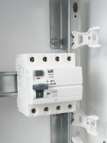Выключатель дифференциального тока (УЗО) 4п 40А 30мА тип A ВДТ R10N ARMAT IEK AR-R10N-4-040A030 фото 2