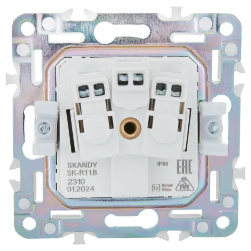 Розетка 1-м SKANDY 16А IP44 с заземл. защ. шторки с крышкой SK-R11B беж. IEK SK-R16-16-44-K10 фото 3