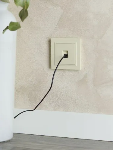 Розетка компьютерная СП RJ45 кат.5E BRITE РК10-БрКр механизм беж. IEK BR-K10-1-K10 фото 3