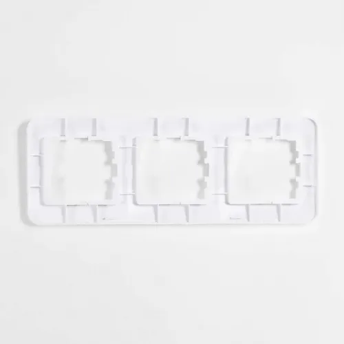 Рамка 3-м Karina Life горизонт. бел. LEZARD 708-0200-148 фото 3