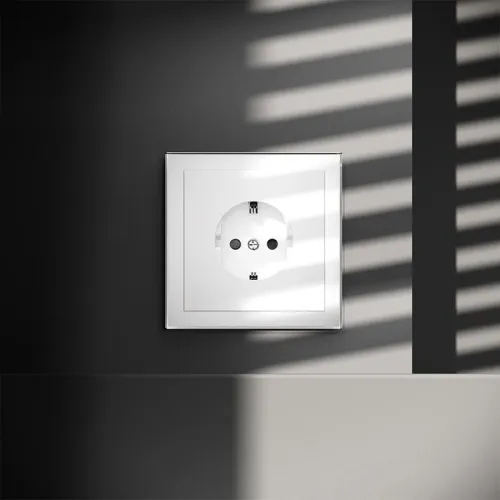 Розетка 1-м СП S70 16А с заземл. защ. шторки механизм бел. глянцевый Voltum VLS040201 фото 3