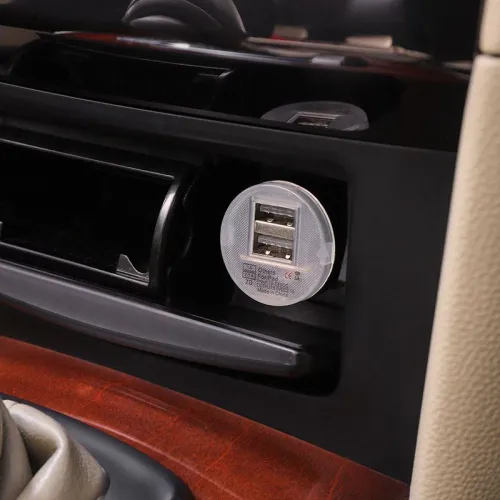 Автозарядка в прикуриватель 2хUSB с индикацией (АЗУ) (1000+2100 mA) черн. Rexant 18-1190 фото 2