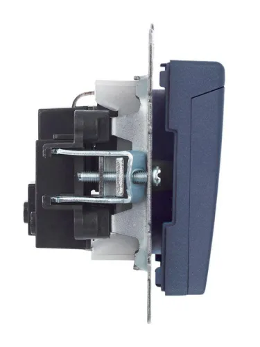 Розетка BRITE РСбш10-3-БрМ 16А IP20 с заземл. защ. шторки с крышкой механизм маренго IEK BR-R16-16-K35 фото 6