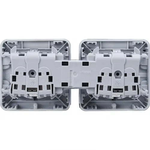 Розетка 2-м СП Plexo 16А IP55 горизонт. 2х2P+E с заземл. с крышкой немецк. стандарт механизм сер. Leg 069576 фото 5