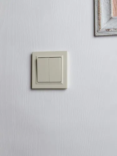 Выключатель 2-кл. СП BRITE ВСР10-2-0-БрКр 10А в сборе беж. IEK BR-V20-0-10-K10-F фото 7