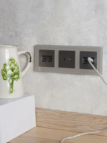 Розетка компьютерная двойн. СП RJ45 кат.6 BRITE РК11-2-БрС механизм сталь IEK BR-K20-2-K46 фото 3