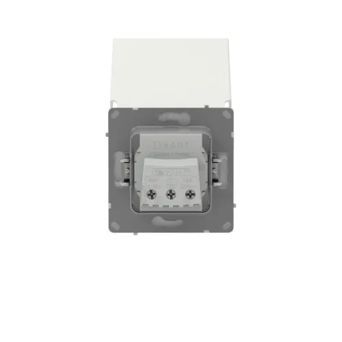 Розетка силовая KANT IP44 2P+E защ. шторки с крышкой бел. песок DKC 7010013 фото 3