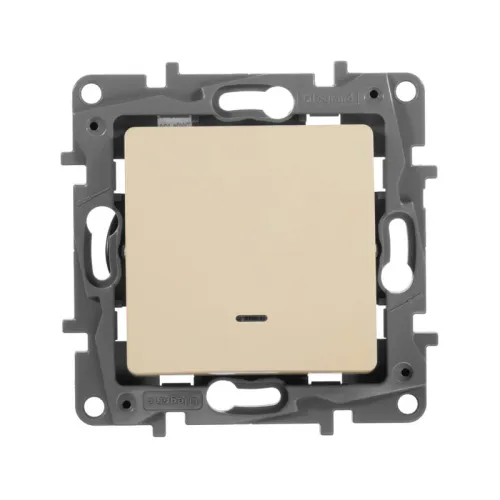 Переключатель 1-кл. СП Etika Plus 10А IP20 250В 10AX с подсветкой безвинтов. зажимы механизм сл. кость IEK 672315 фото 3