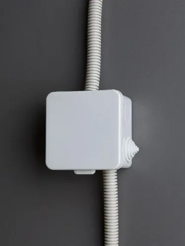 Коробка распаячная ОП 80х80х50 IP54 КМ41238 откид. крышка 7 вводов (7035) IEK UKO31-080-080-050-K03-54 фото 3