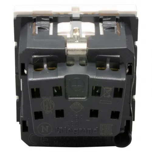 Розетка 1-м СП 2мод. Mosaic 16А IP20 2P+E с заземл. защ. шторки немецк. стандарт винтов. клеммы механизм бел. Leg 077213 фото 5