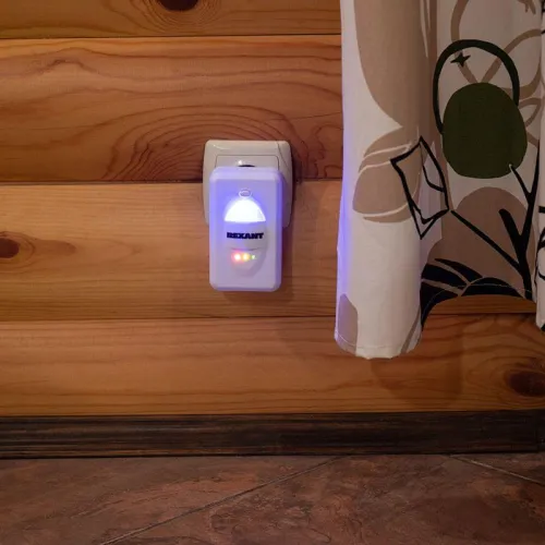 Отпугиватель вредителей ультразвуковой с индикатором Rexant 71-0018 фото 3