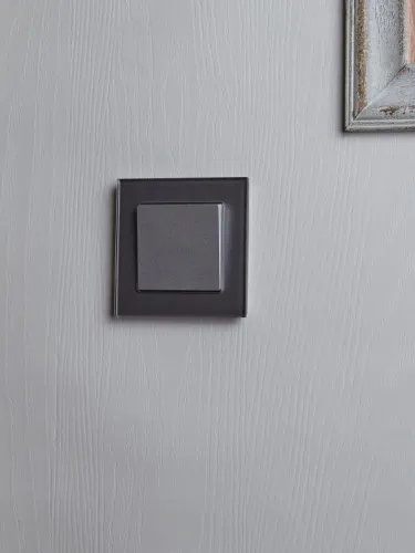 Рамка 1-м BRITE РУ-1-2-БрСе стекло сер. IEK BR-M12-G-K03 фото 3